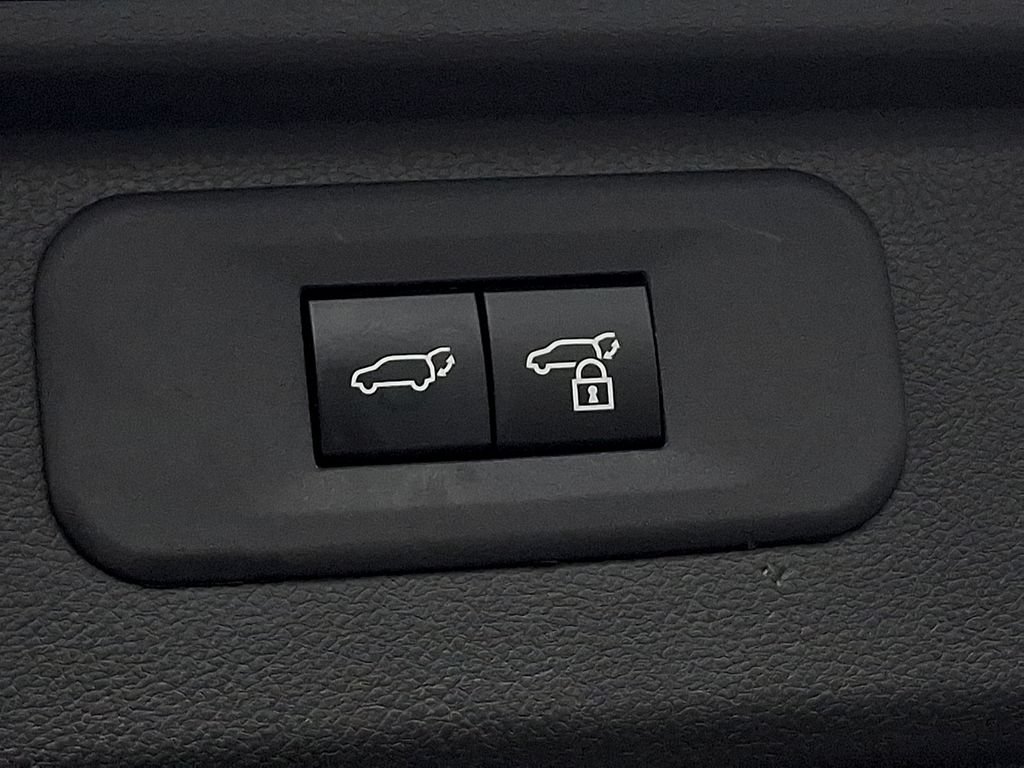 Used 2024 Toyota Grand Highlander AWD image 31
