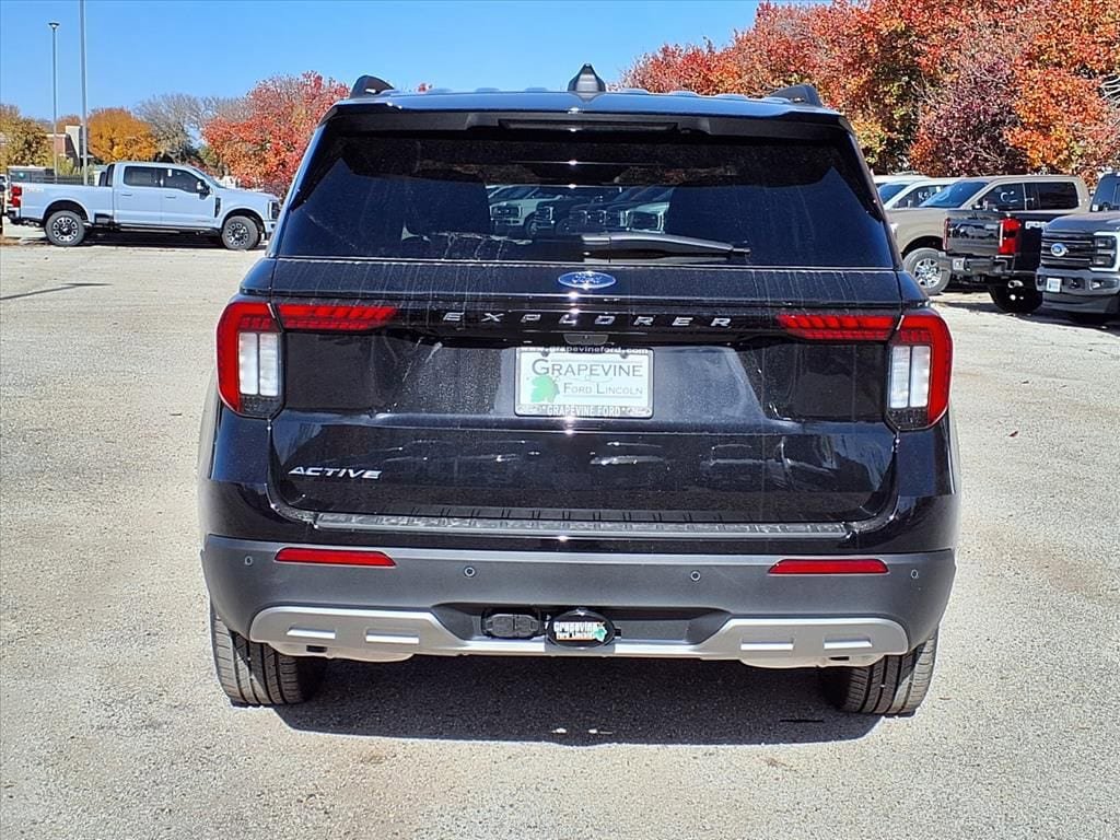 New 2026 Ford Explorer Active w/ Active Comfort Package RWD image 12