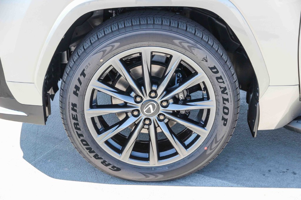 New 2026 Lexus LX 600 F Sport AWD/4WD image 10