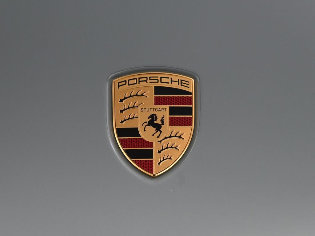 Certified 2025 Porsche 911 Carrera RWD image 29