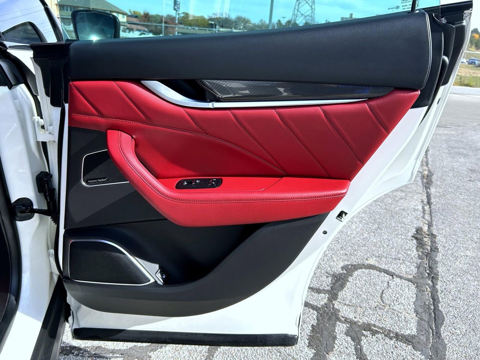 Used 2022 Maserati Levante Modena S image 17