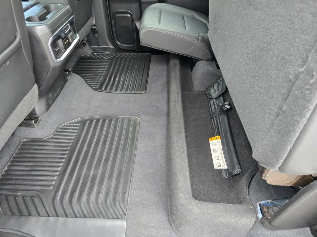 Certified 2019 Chevrolet Silverado 1500 LTZ w/ LTZ Plus Package AWD/4WD image 11