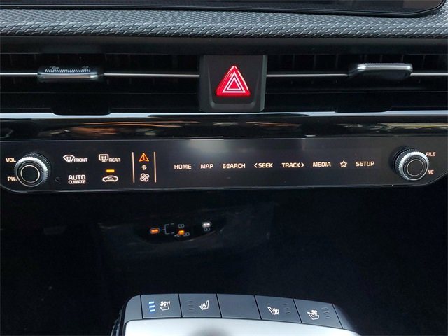 New 2025 Kia EV6 Wind image 30