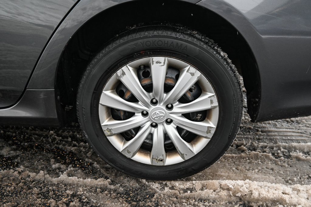 Used 2012 Toyota Corolla LE image 12