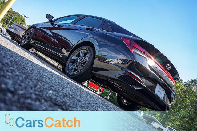 Used 2022 Hyundai Elantra SEL w/ Convenience Package FWD image 5