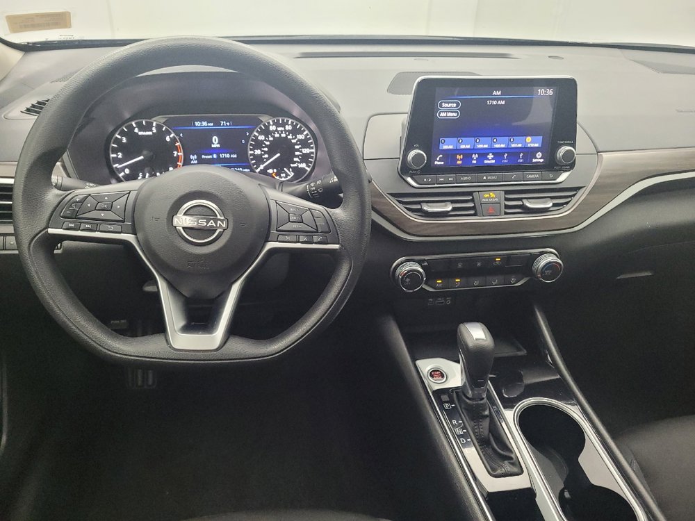 Used 2024 Nissan Altima 2.5 SV image 22