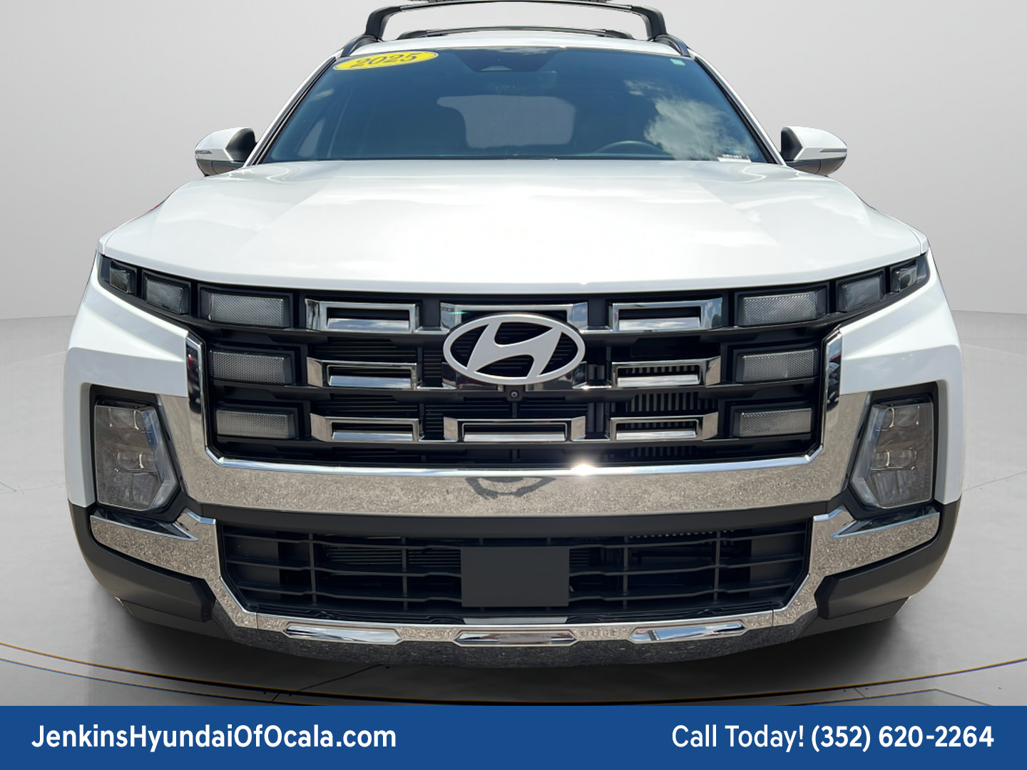 Certified 2025 Hyundai Santa Cruz Limited AWD/4WD image 8