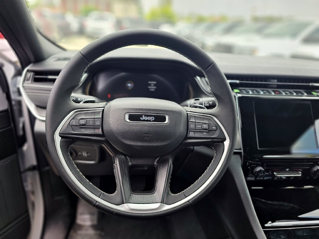 New 2026 Jeep Grand Cherokee Laredo RWD image 20