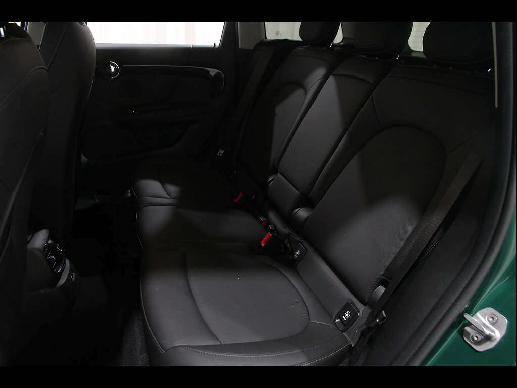 Used 2024 MINI Cooper Countryman S w/ Premium Package AWD/4WD image 18