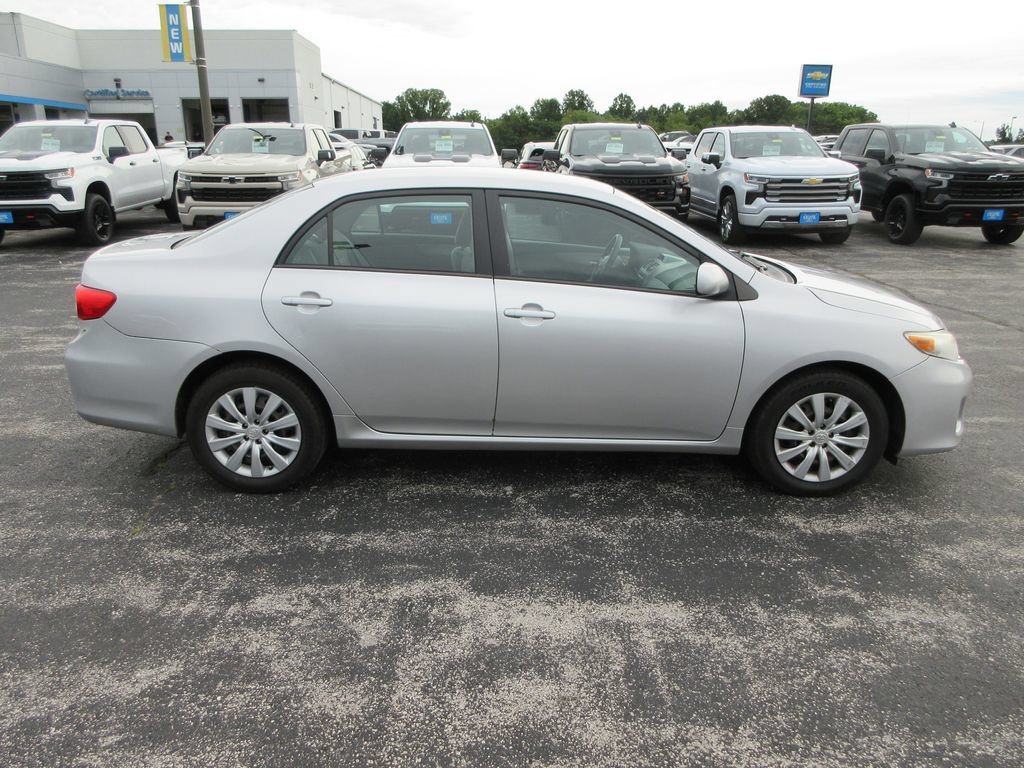 Used 2012 Toyota Corolla LE FWD image 6