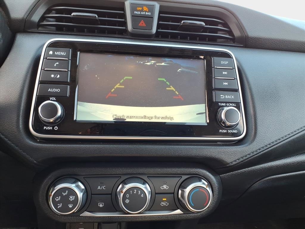 Used 2024 Nissan Versa S image 17