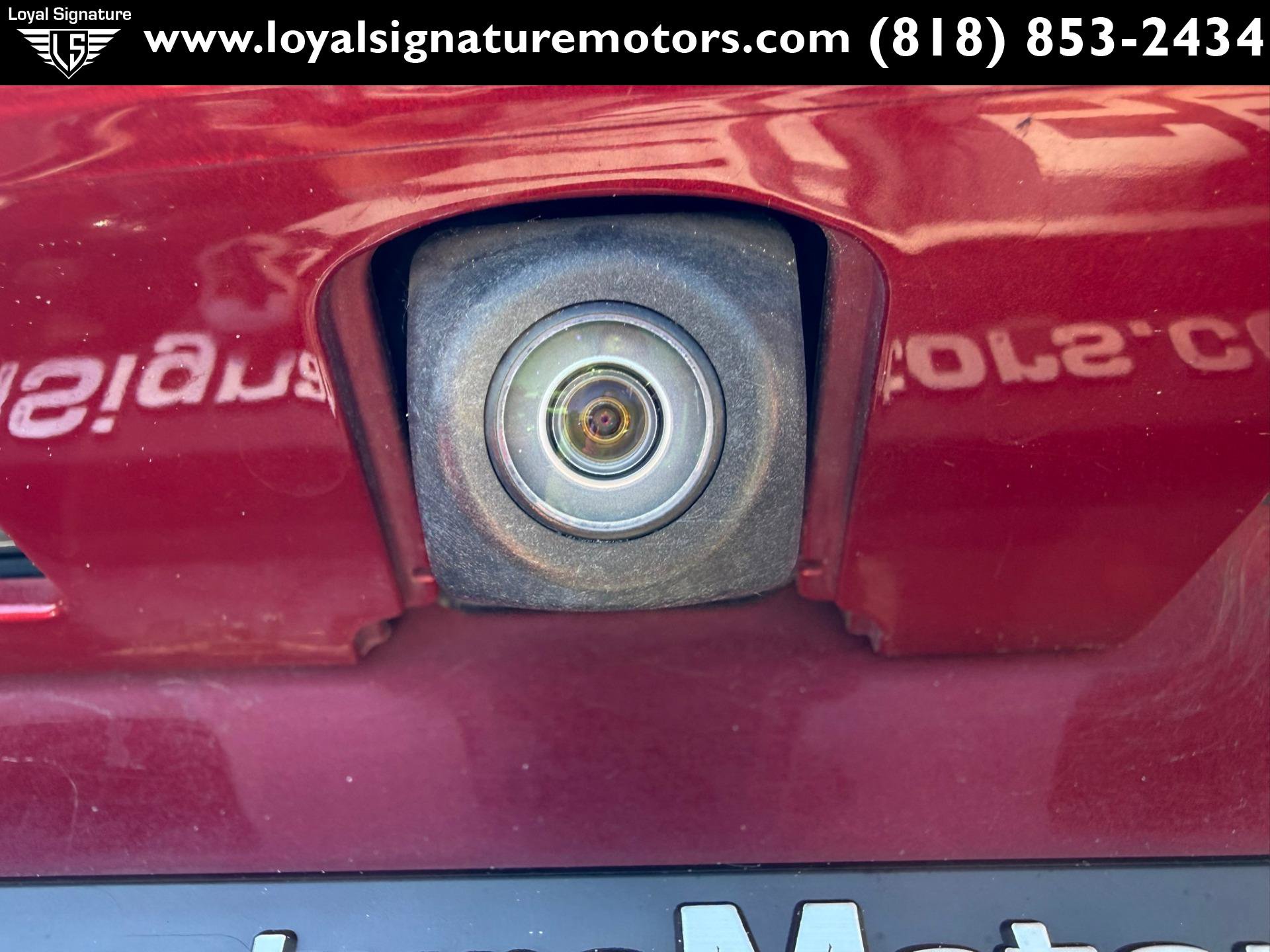 Used 2018 Toyota C-HR XLE FWD image 10