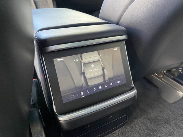 Used 2022 Tesla Model X Plaid AWD/4WD image 8