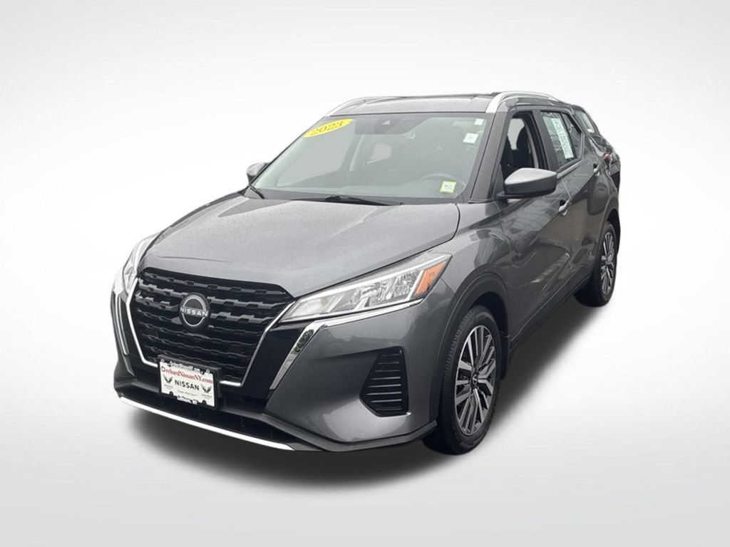Certified 2023 Nissan Kicks SV FWD image 3