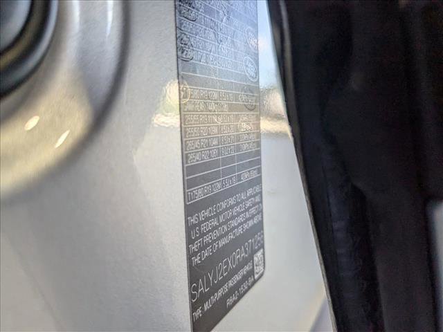 Used 2024 Land Rover Range Rover Velar S image 16