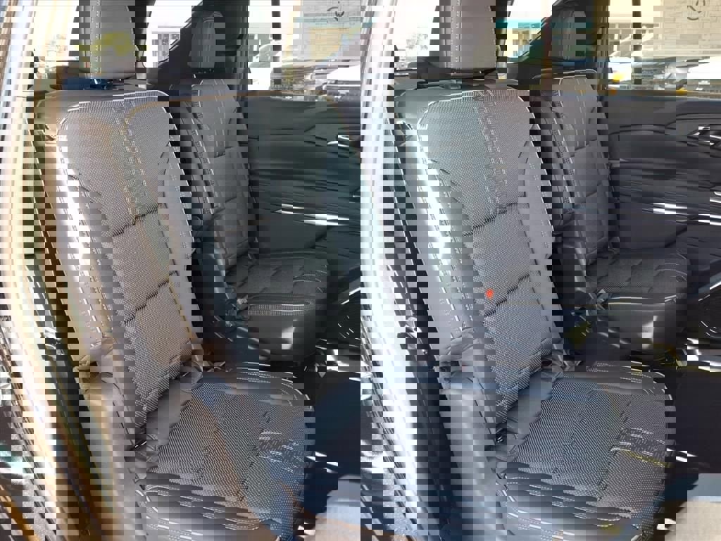 New 2026 Chevrolet Traverse High Country image 14