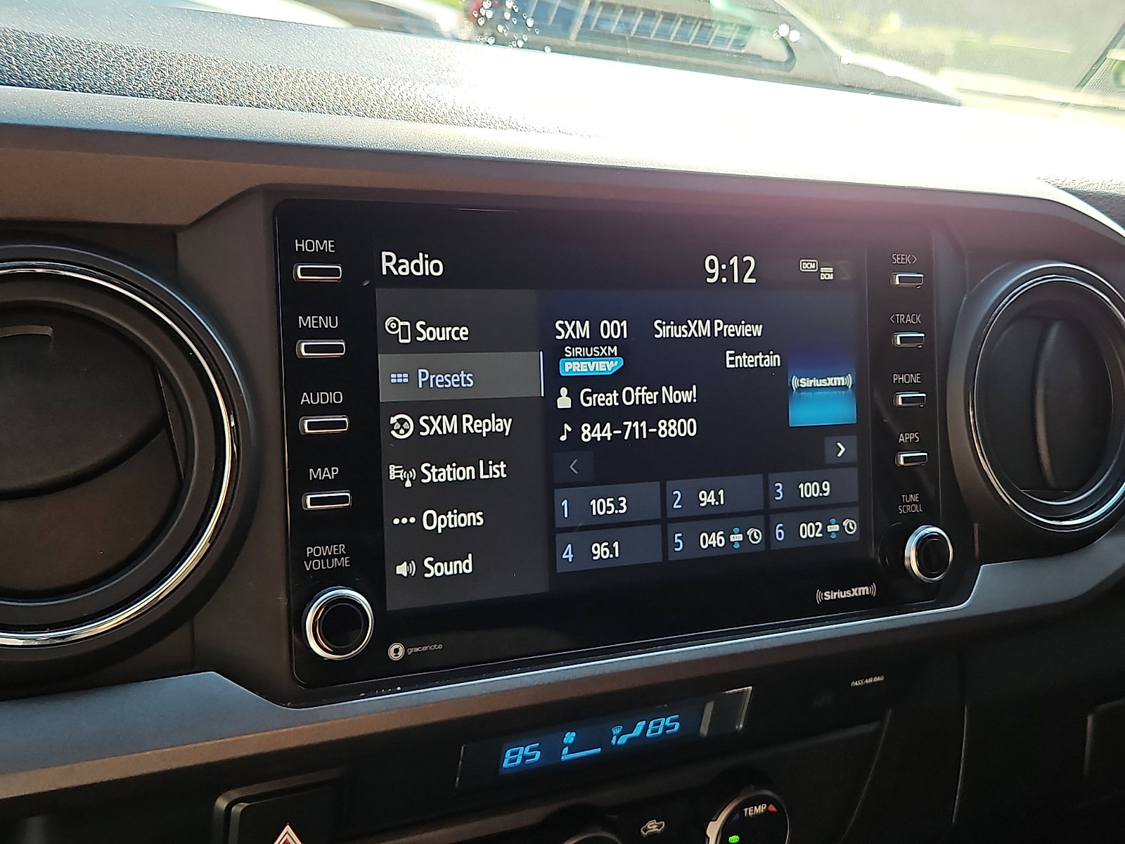 Used 2023 Toyota Tacoma TRD Off-Road w/ Technology Package AWD/4WD image 16