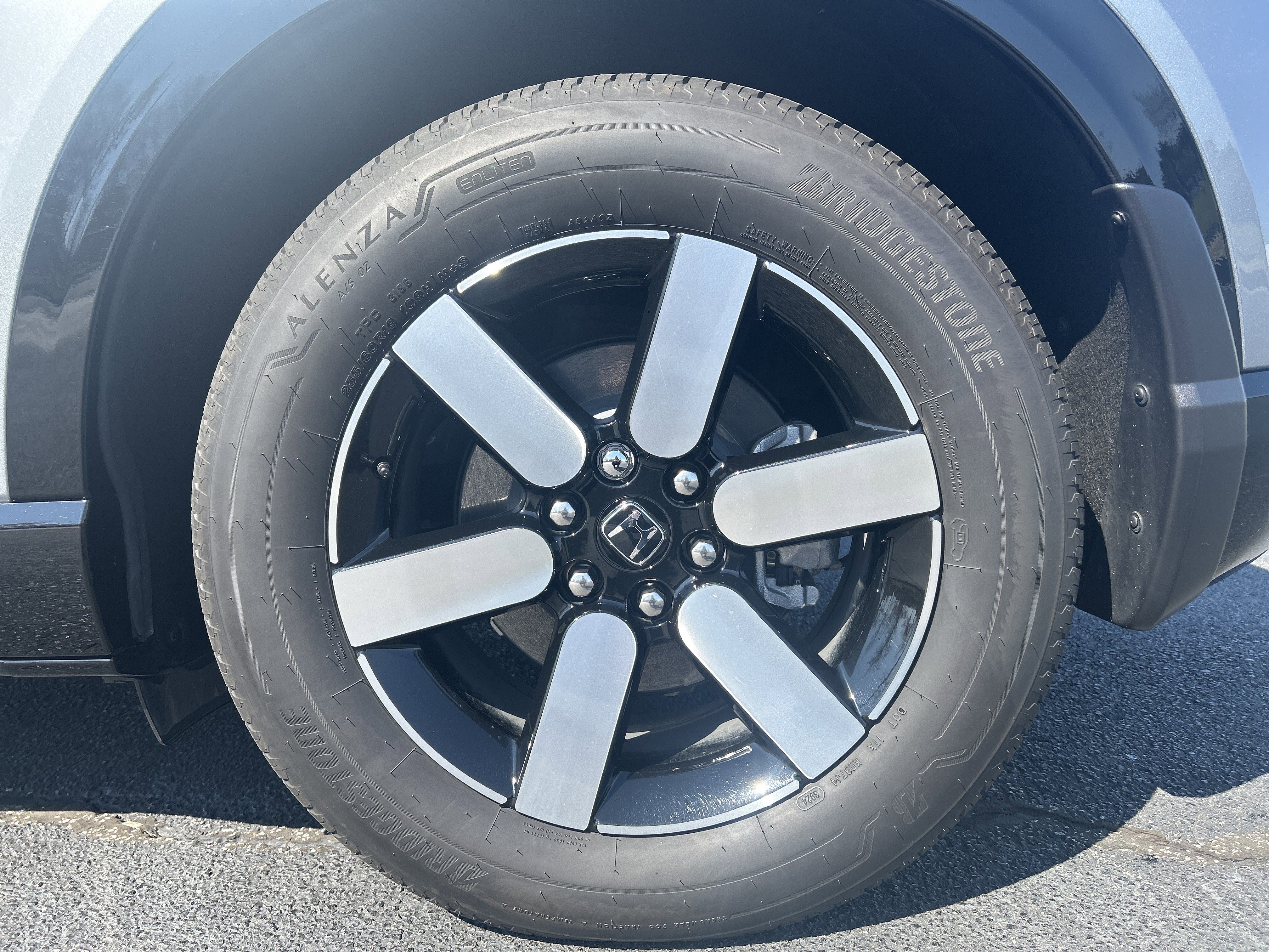 Used 2025 Honda Prologue Touring image 35