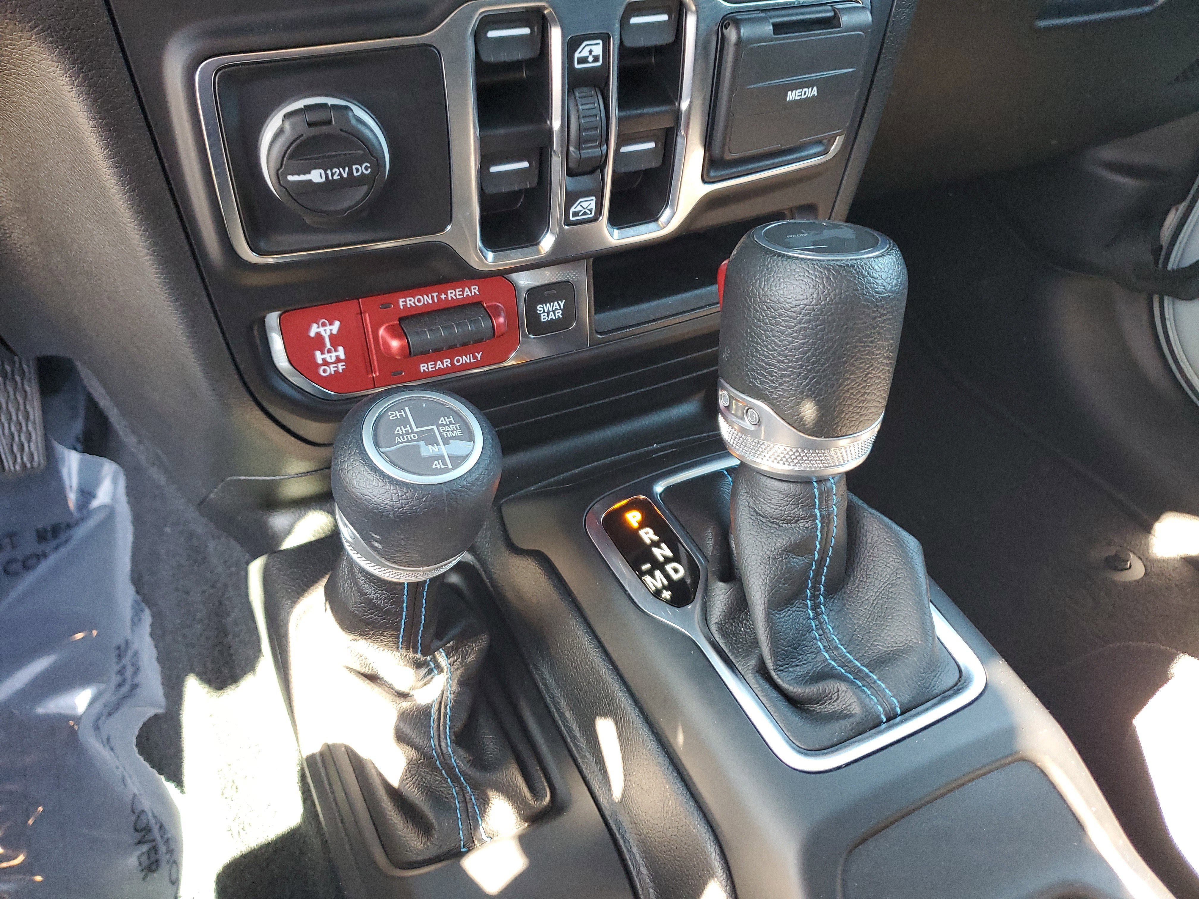 Used 2023 Jeep Wrangler Unlimited Rubicon 4xe w/ Safety Group image 22