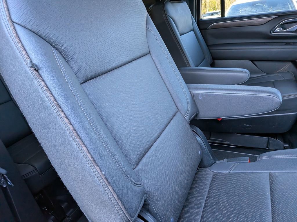 Used 2022 Chevrolet Suburban High Country w/ Premium Package 2 image 31