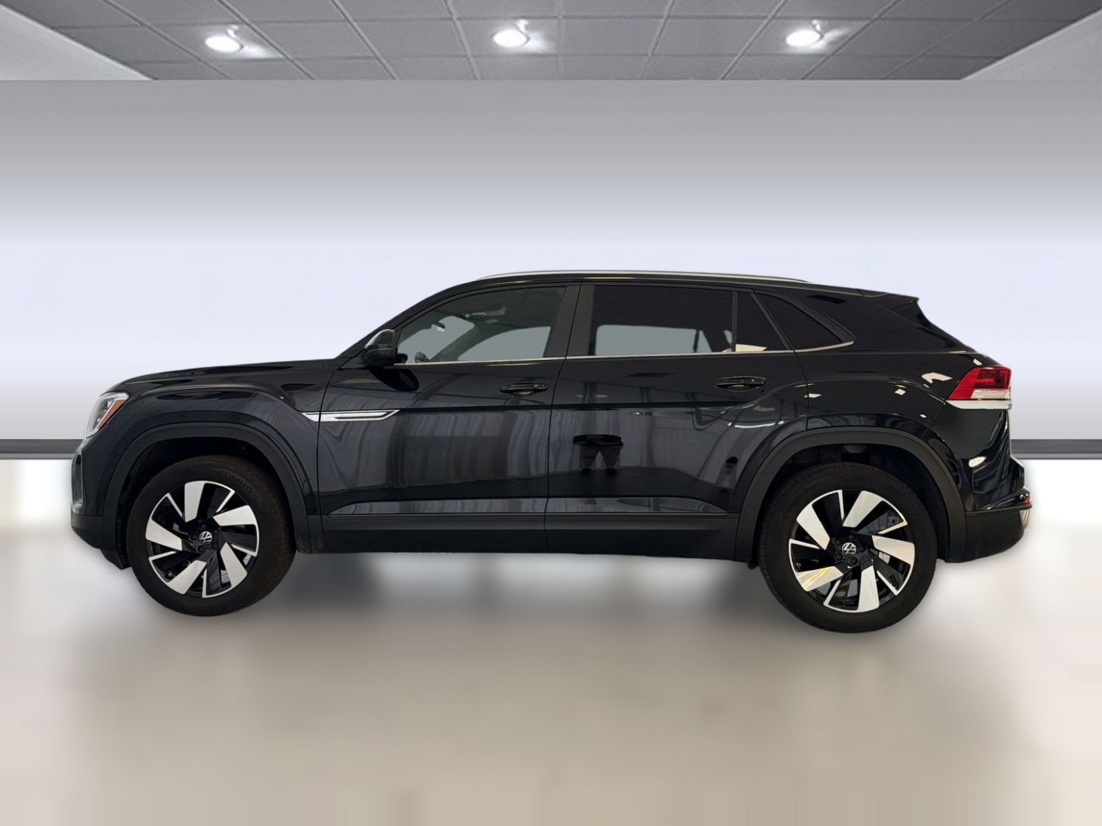 Used 2025 Volkswagen Atlas Cross Sport SE FWD image 2