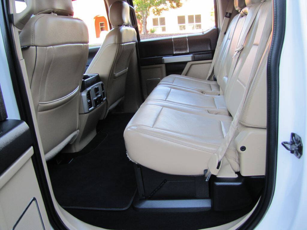 Used 2019 Ford F250 Lariat w/ Lariat Ultimate Package AWD/4WD image 17