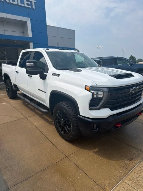 New 2026 Chevrolet Silverado 2500 LT w/ Trail Boss Package AWD/4WD image 4