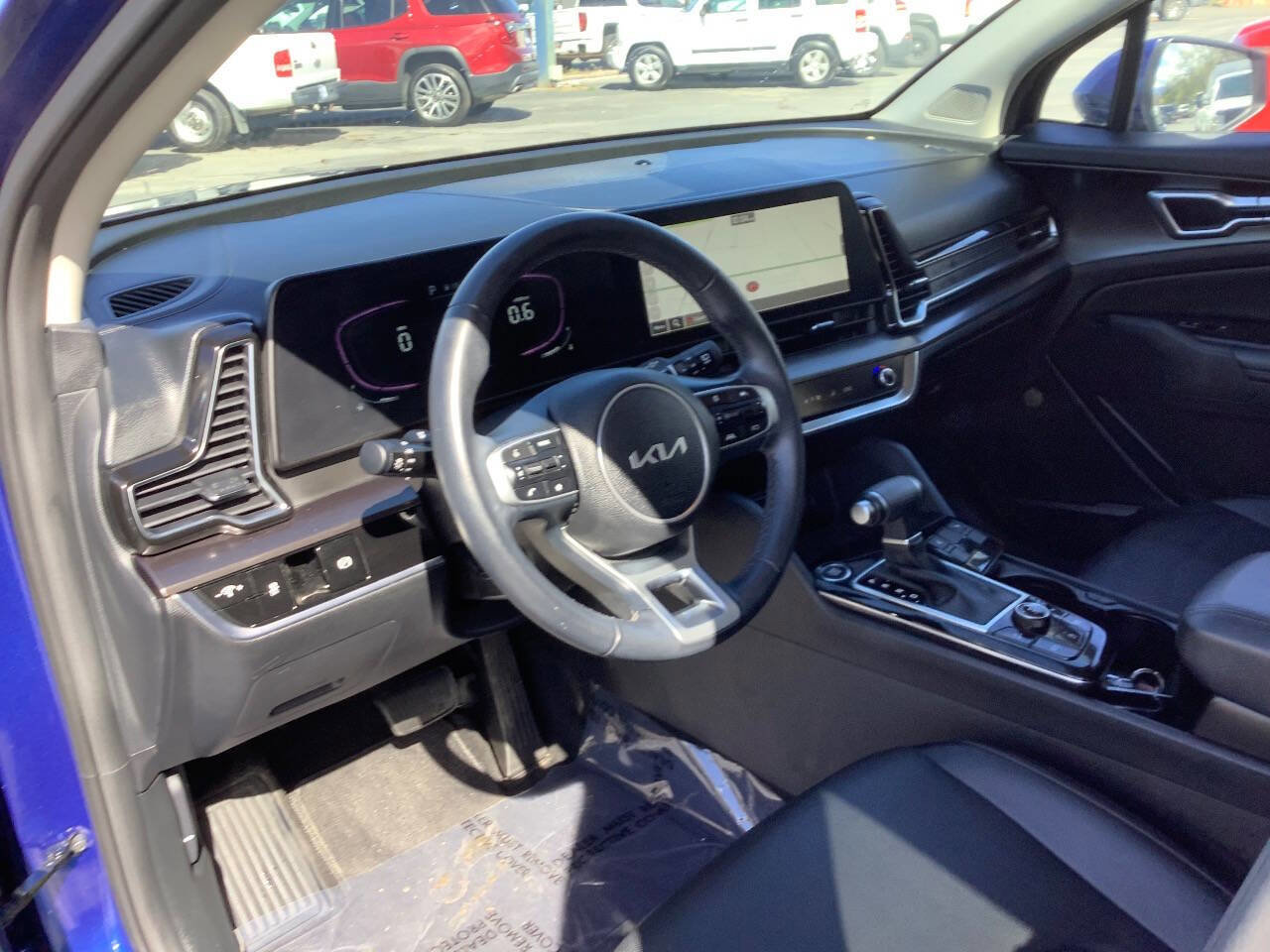 Used 2024 Kia Sportage EX image 27