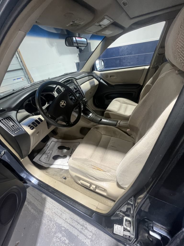 Used 2003 Toyota Highlander Limited image 5