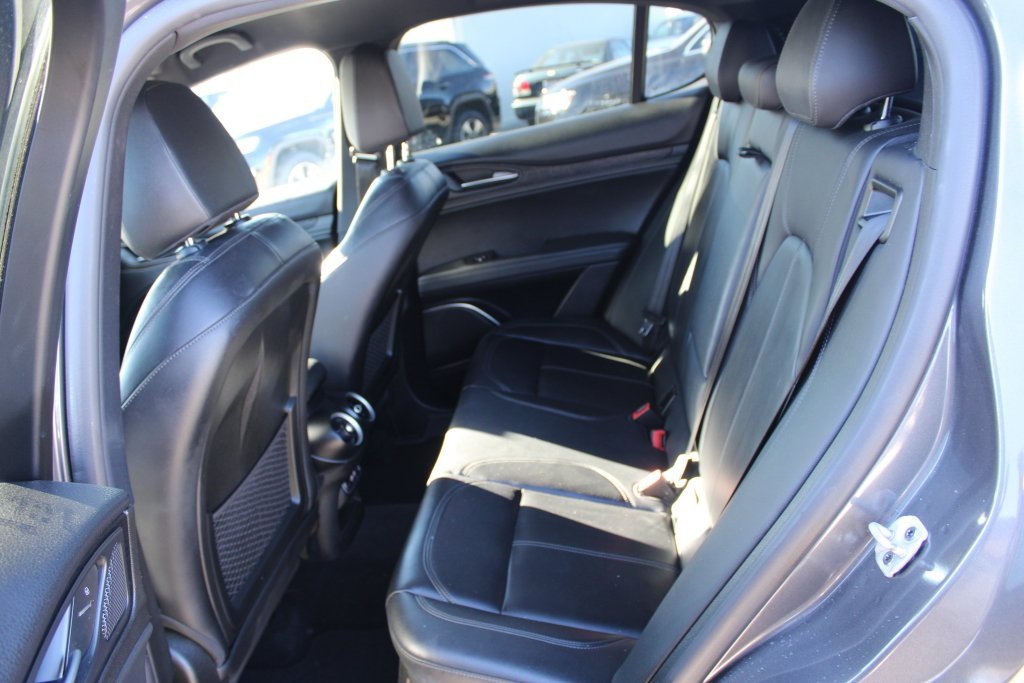 Used 2022 Alfa Romeo Stelvio Sprint image 28