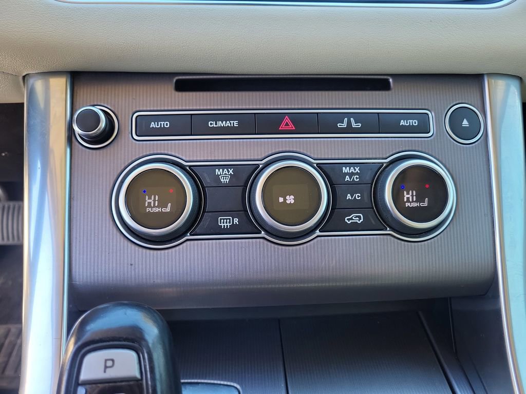 Used 2017 Land Rover Range Rover Sport HSE image 19