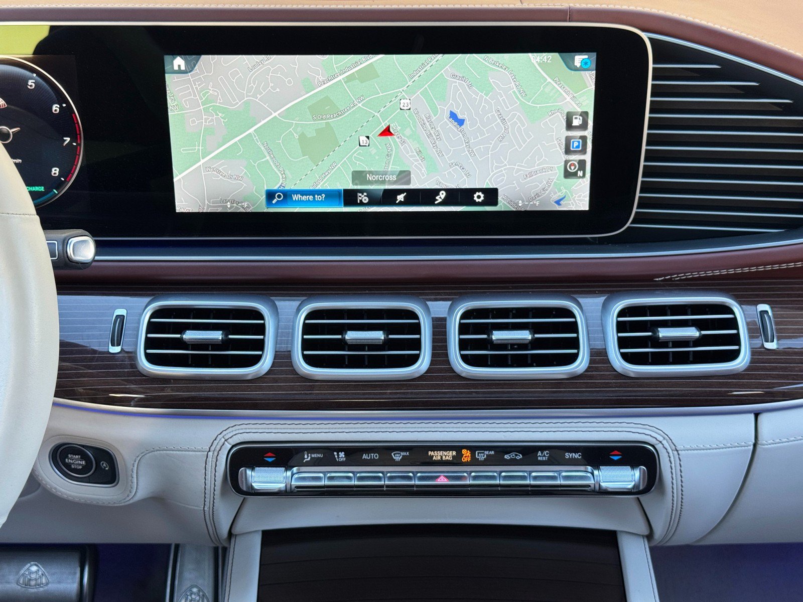 Used 2023 Mercedes-Benz Maybach GLS 600 4MATIC image 25