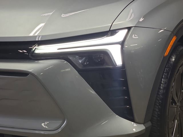 New 2025 Chevrolet Blazer EV LT image 35