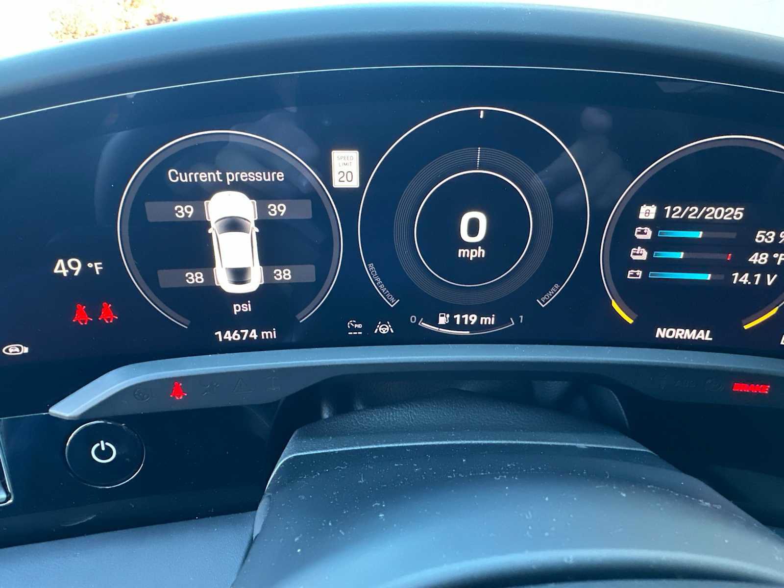 Certified 2024 Porsche Taycan Turbo S AWD/4WD image 25