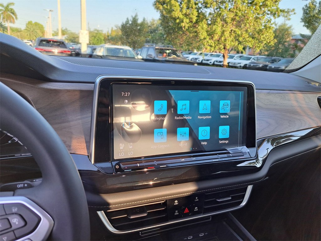 New 2026 Volkswagen Atlas SE image 8