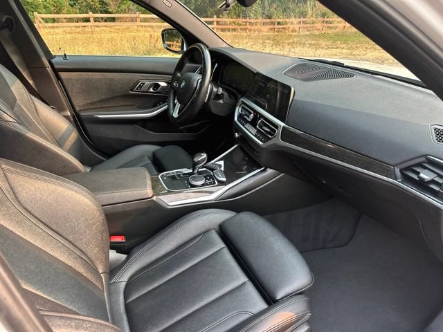 Used 2021 BMW 330i xDrive Sedan w/ Premium Package AWD/4WD image 25