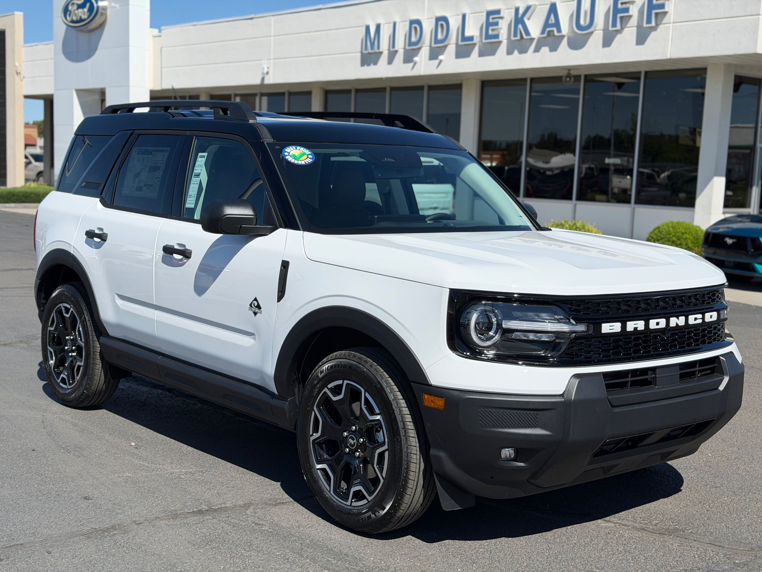 New 2026 Ford Bronco Sport Outer Banks AWD/4WD image 1