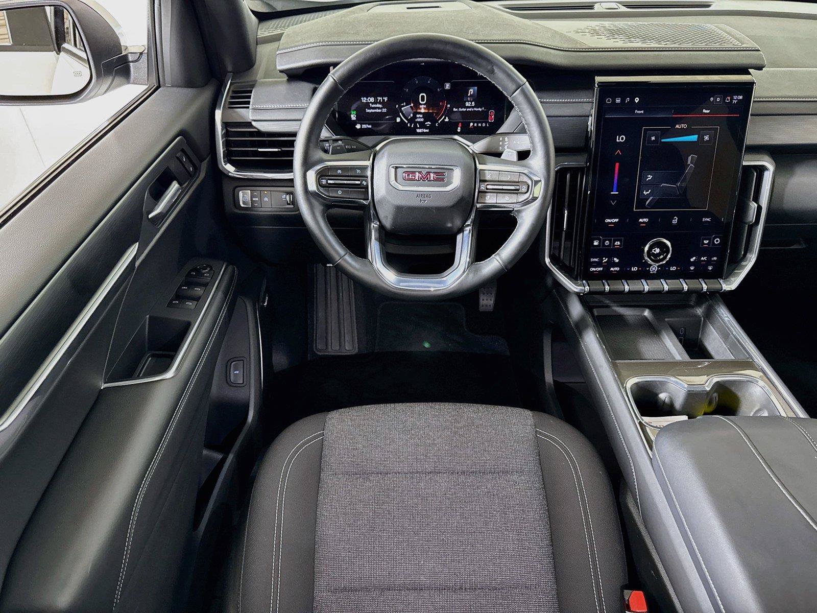 Certified 2026 GMC Acadia Elevation FWD image 20