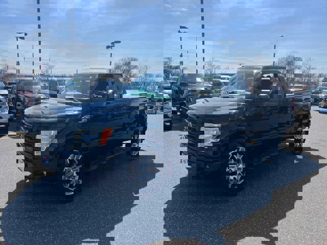 Used 2014 Ford F150 STX w/ Equipment Group 201A Mid image 3