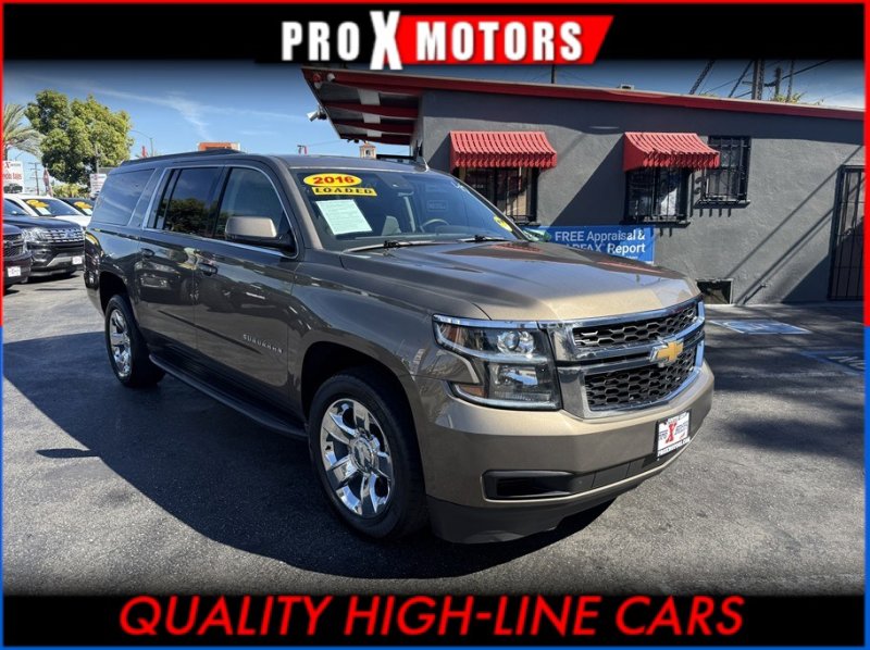 Used 2016 Chevrolet Suburban LT image 1