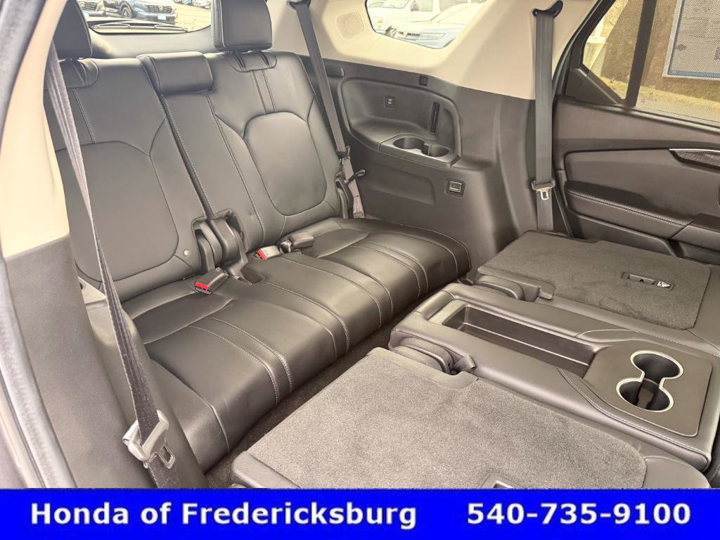 Certified 2025 Honda Pilot Elite image 30