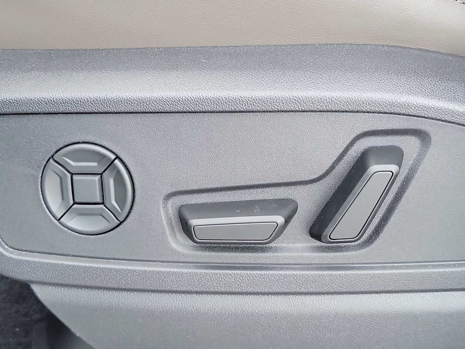 New 2026 Audi Q5 Premium Plus AWD/4WD image 16