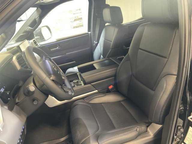 Used 2023 Toyota Tundra Platinum AWD/4WD image 17