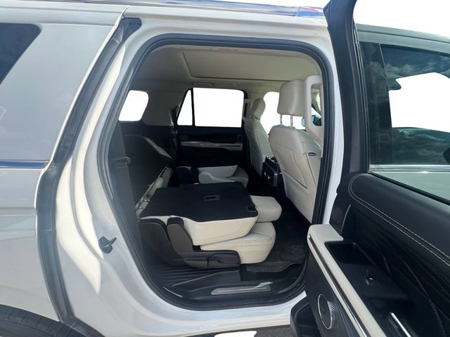 Used 2021 Ford Expedition Max Platinum AWD/4WD image 18