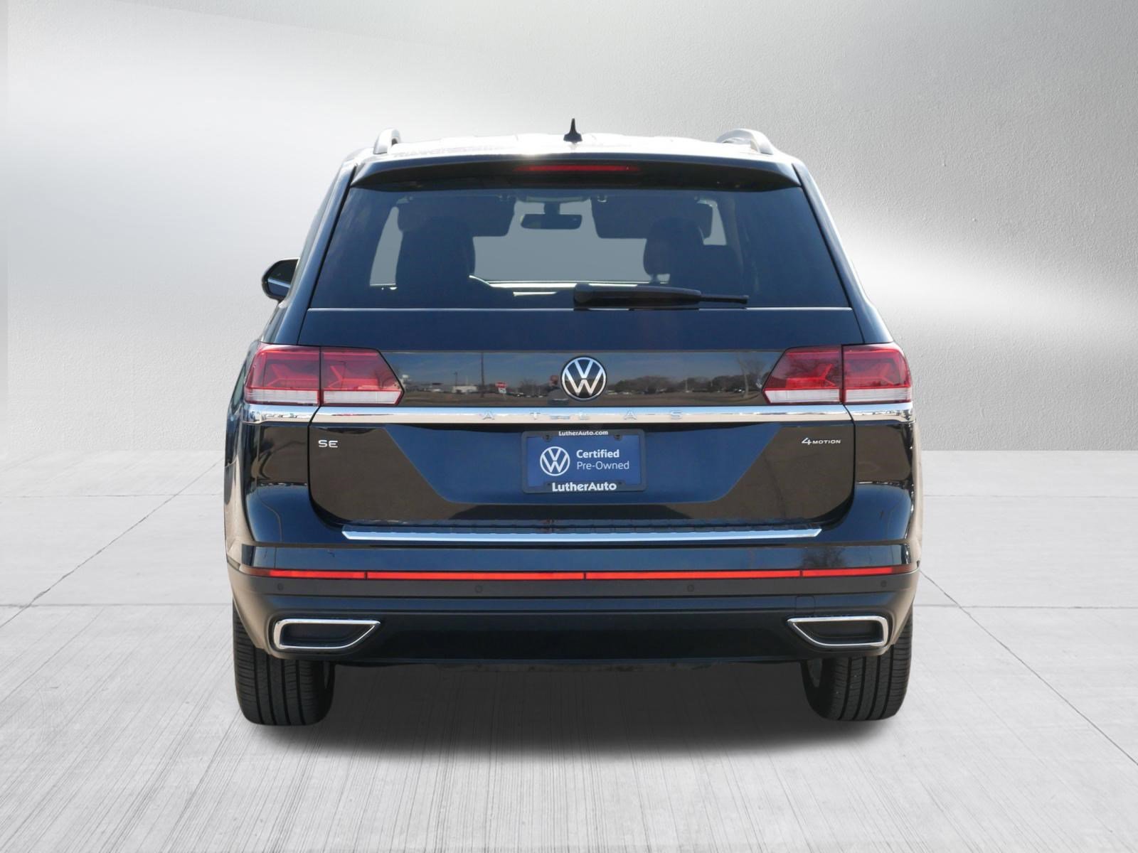 Certified 2023 Volkswagen Atlas SE image 6