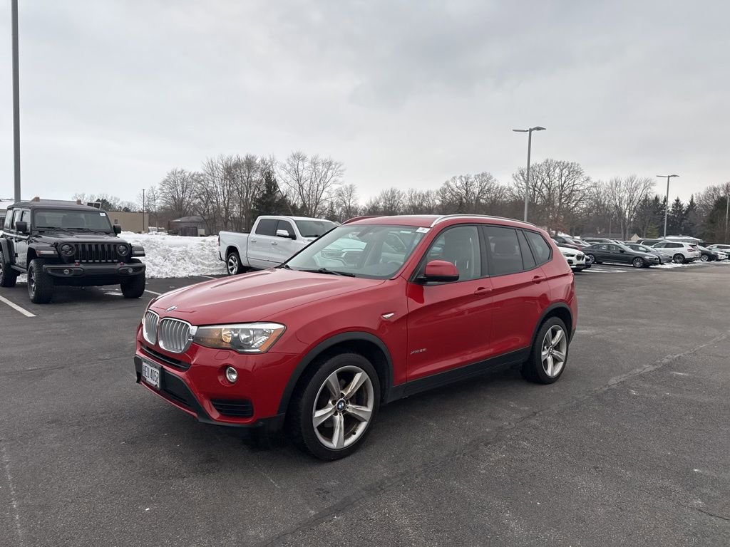 Used 2017 BMW X3 xDrive28i image 2