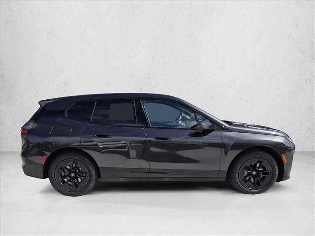 Certified 2024 BMW iX xDrive50 w/ Convenience Package AWD/4WD image 4