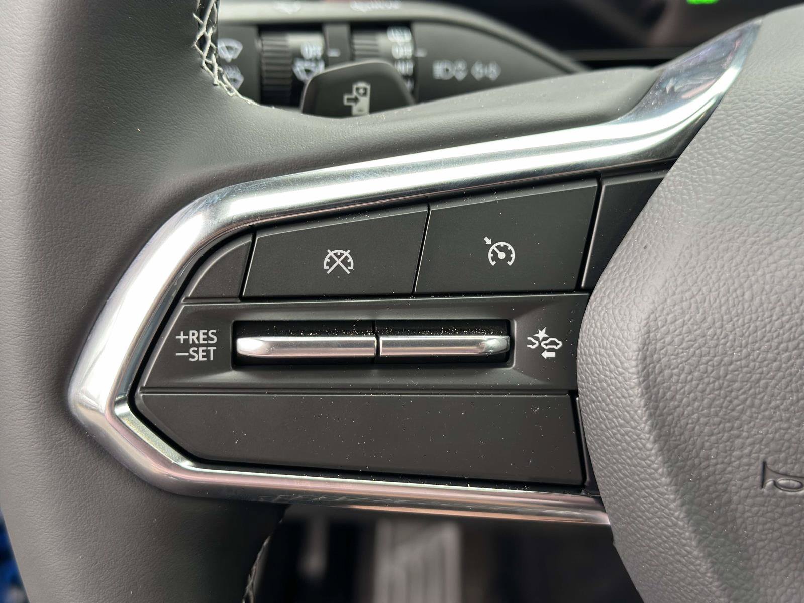 New 2026 Chevrolet Equinox EV LT AWD/4WD image 14