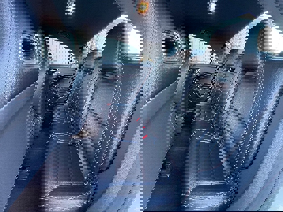 Used 2016 Mercedes-Benz CLA 250 image 15