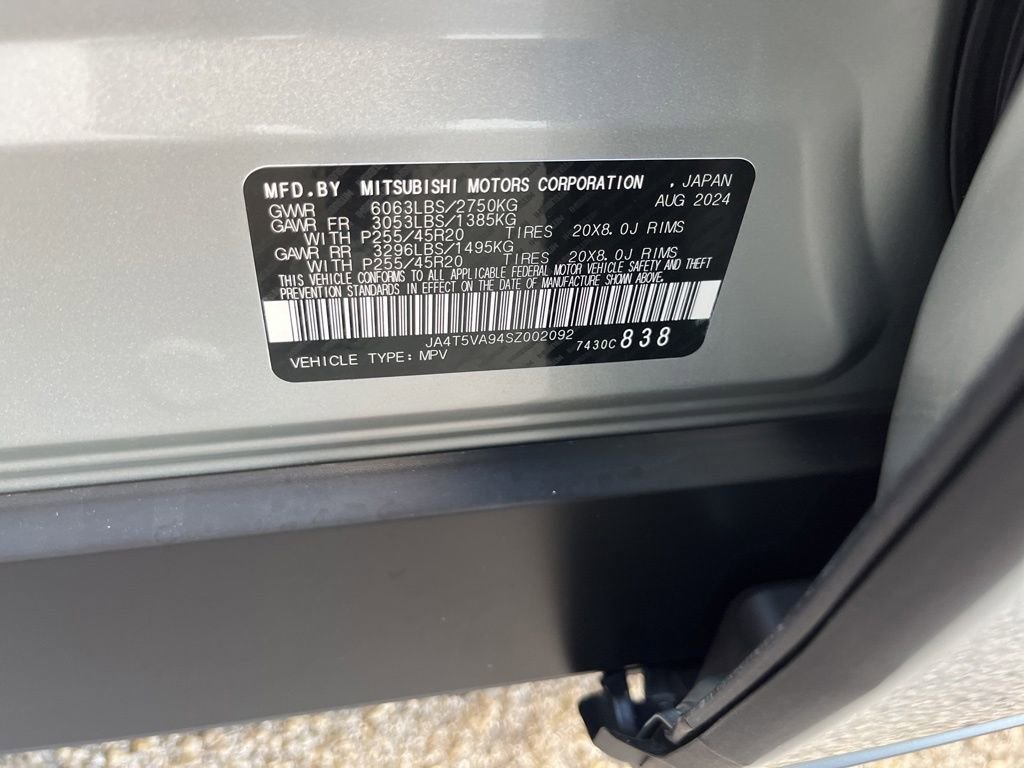 New 2025 Mitsubishi Outlander SE image 36